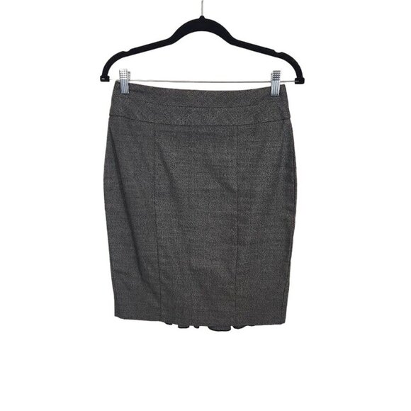 IZ BYER Pencil Skirt with Ruffle back in Gray‎ - Size 5 (Juniors) - Picture 1 of 6